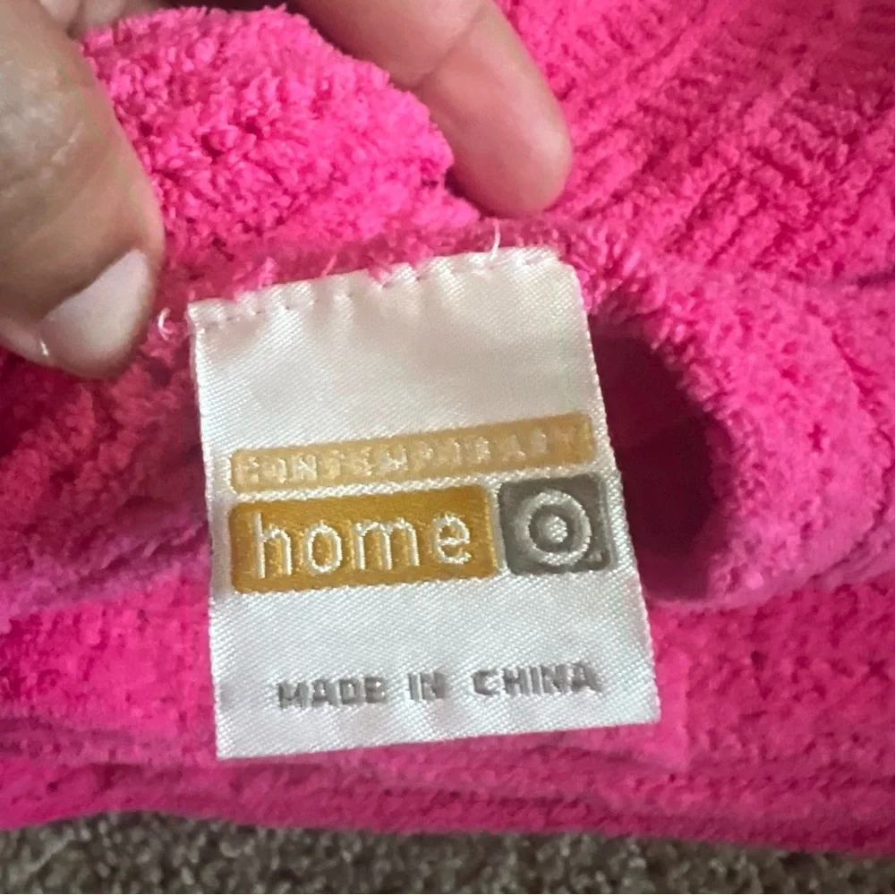 Hot Pink Throw Blanket - Picture 2 of 3